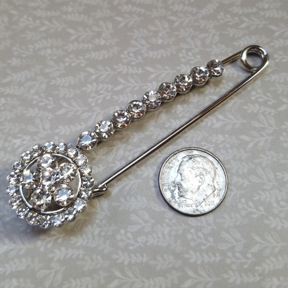 Fun Rhinestone Silvertone Safety Pin Brooch Pin - Picture 3 of 8
